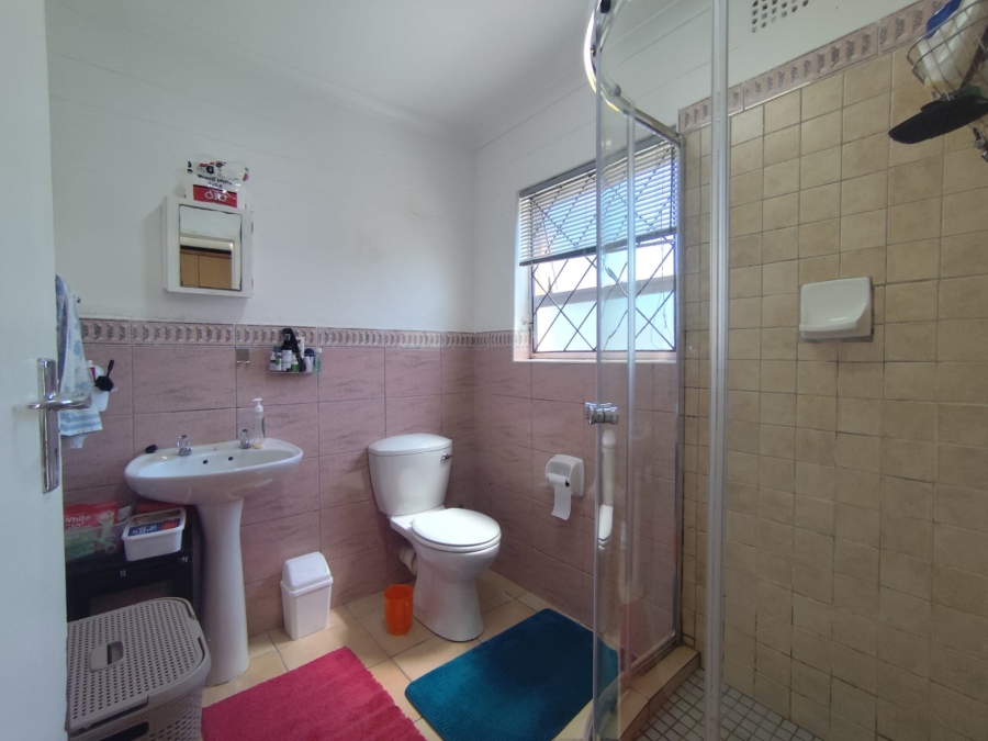 To Let 3 Bedroom Property for Rent in Kenwyn Western Cape